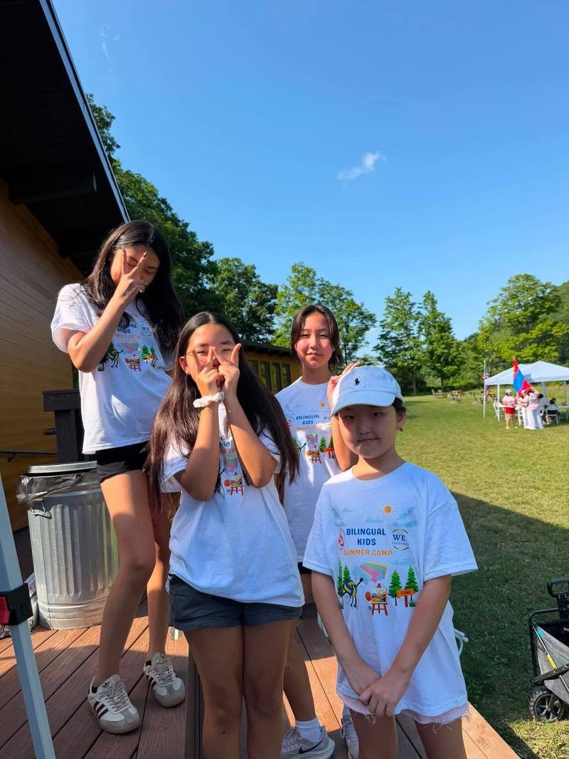 Kids in Bilingual Kids Summer Camp T-shirts